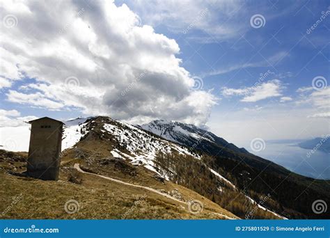 The peaks of Monte Baldo .